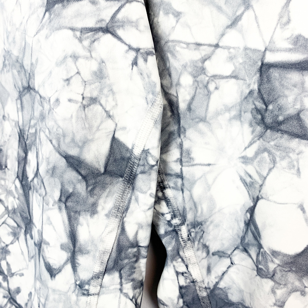 Lululemon Grey & White Marble Pattern Athletic Leggings - Picture 7 of 12